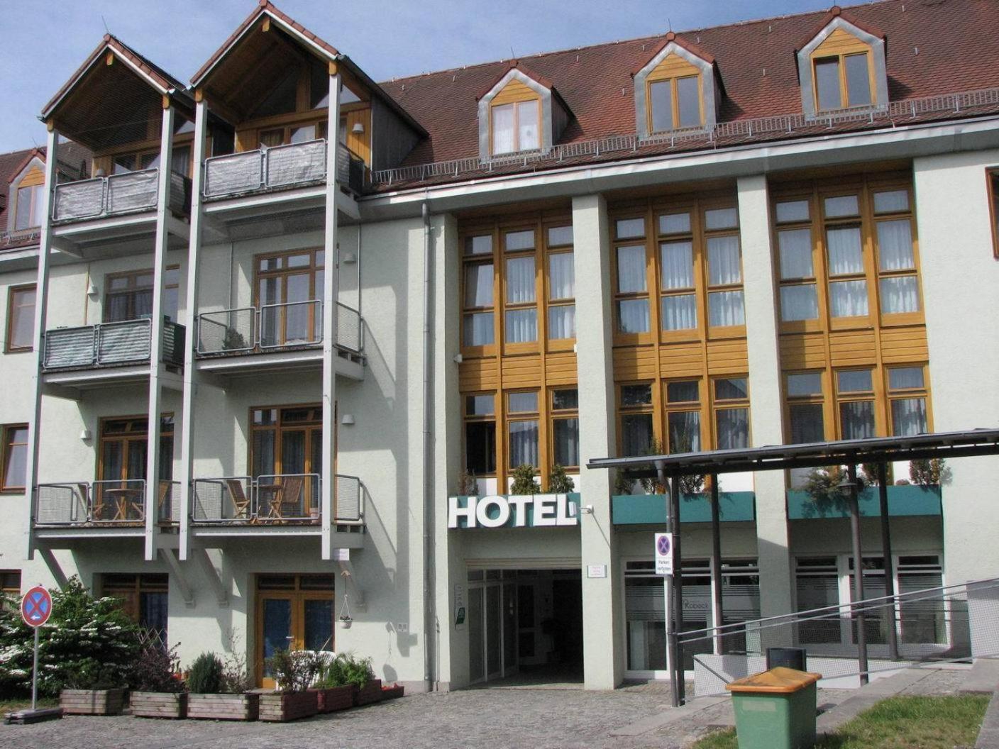 Hotel Am Hof Taufkirchen  Dış mekan fotoğraf